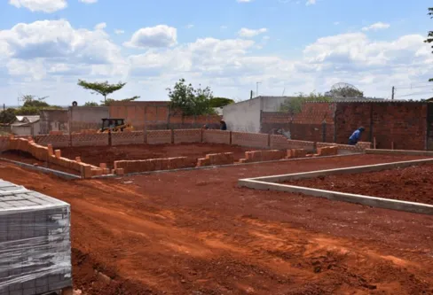 Imagem descritiva da notícia Marilândia do Sul inicia construção de nova praça