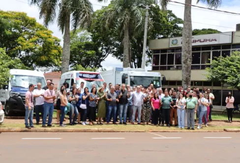 Imagem descritiva da notícia Prefeitura de Ivaiporã reforça frota da saúde e meio ambiente