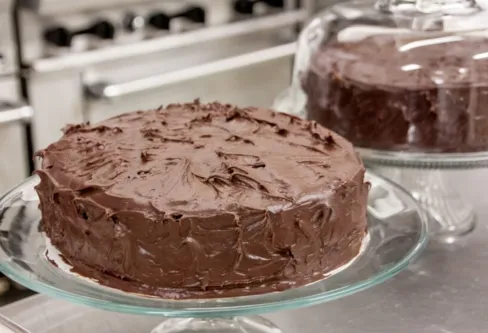 Imagem descritiva da notícia Torta de chocolate ao rum: aprenda a fazer essa delícia