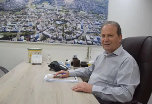 Imagem descritiva da notícia Administração Carlos Gil alcança 92,11% de aprovação em Ivaiporã