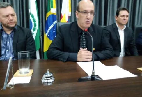 Imagem descritiva da notícia CURISCO NA POLÍTICA