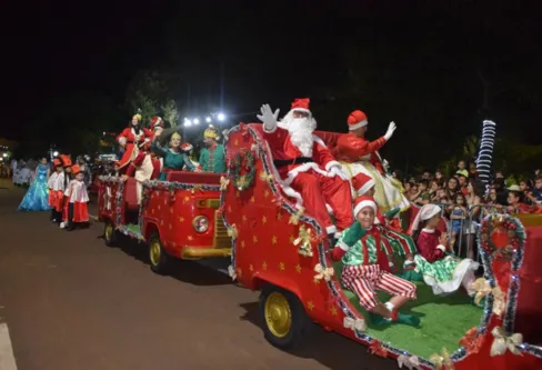 Imagem descritiva da notícia Chegada do Papai Noel movimenta temporada de Natal