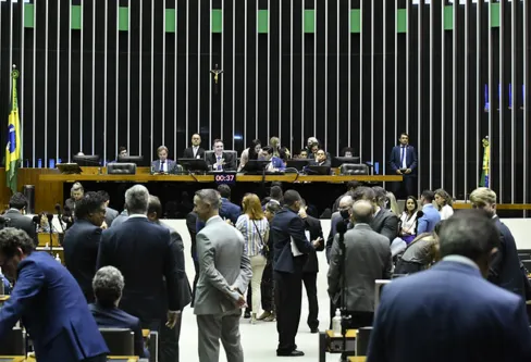 Imagem descritiva da notícia Em 20 minutos, Congresso aprova orçamento de 2023