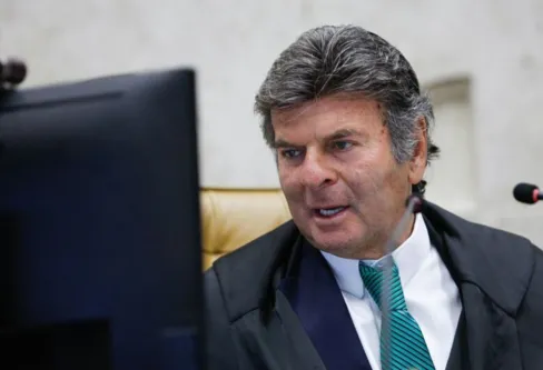 Imagem descritiva da notícia Fux defende papel do STF no combate à corrupção