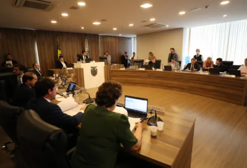 Imagem descritiva da notícia Gestão de hospitais universitários avança na Assembleia