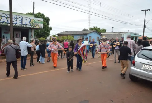 Imagem descritiva da notícia Ivaiporã mantém a tradição de festejar o Dia de Reis