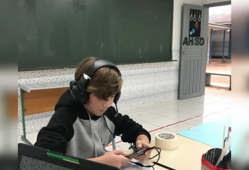 Imagem descritiva da notícia NRE acompanha 
91 alunos com altas habilidades