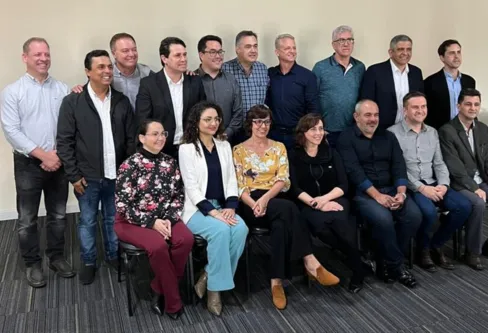 Imagem descritiva da notícia Prefeito de Marilândia é reeleito presidente do Consórcio PR Saúde
