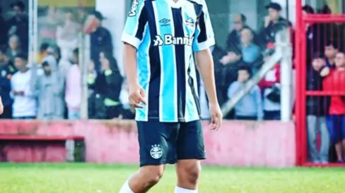 Imagem descritiva da notícia Garoto nascido em Apucarana é campeão na base do Grêmio