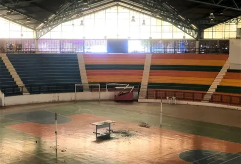 Imagem descritiva da notícia Arapongas anuncia reforma de ginásio e duas unidades Meu Campinho