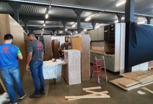 Imagem descritiva da notícia Circuito do mobiliário mobiliza
500 compradores em Arapongas