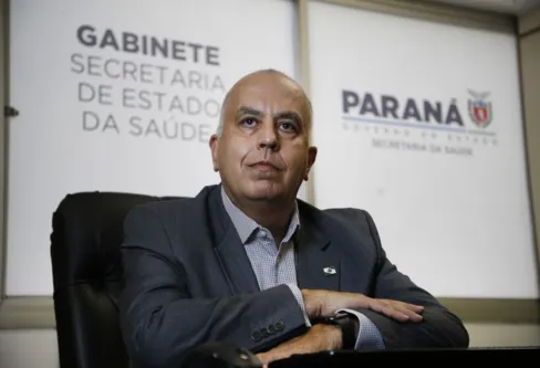 Imagem descritiva da notícia Ratinho Junior nomeia novo secretário de Estado da Saúde