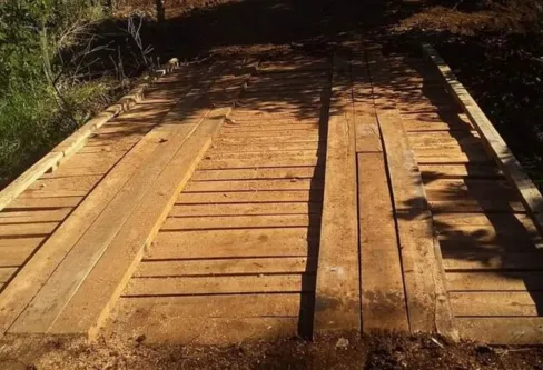 Imagem descritiva da notícia São João do Ivaí finaliza reconstrução de ponte no Ubaúna