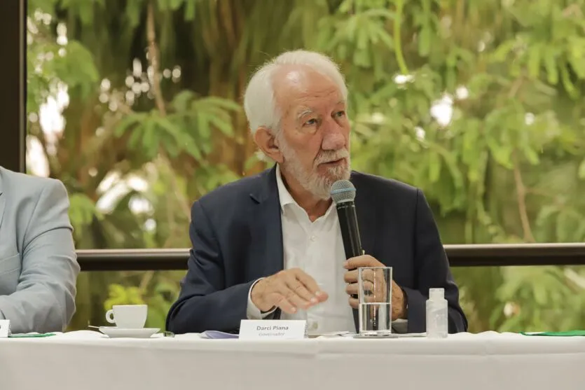Curitiba, 06 de março de 2023 - O governador em exercício, Darci Piana, realiza de reunião no Banco Regional de Desenvolvimento do Extremo Sul (BRDE).