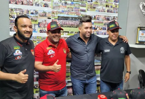 Imagem descritiva da notícia Apucarana Sports traz técnico ‘rei dos acessos’