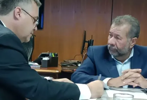 Imagem descritiva da notícia Beto Preto percorre gabinetes de ministros