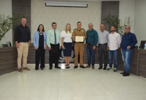 Imagem descritiva da notícia Câmara de Ivaiporã entrega Moções de Aplausos
