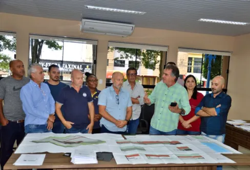 Imagem descritiva da notícia Chegada de supermercado anima Faxinal