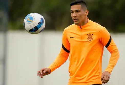 Imagem descritiva da notícia Corinthians desiste de novo empréstimo do zagueiro Balbuena
