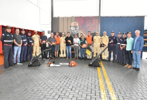 Imagem descritiva da notícia Defesa Civil de Jandaia do Sul recebe equipamentos