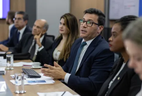 Imagem descritiva da notícia PT no Paraná