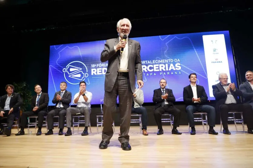 18º Fórum Regional de Fortalecimento da Rede de Parcerias – Etapa Paraná - Promovido pela Secretaria de Estado do Planejamento (SEPL) e da Paraná Projetos, com apoio do Ministério da Gestão e Inovação em Serviços Públicos. Lançamento do lançamento do Programa Conecta399, com a presença do vice governador Darci Piana, secretário de Estado do Planejamento, Guto Silva, vice prefeito Ediuardo Pimentel e os integrantes do Ministério de gestão e da inovação Regina Lemos de Andrade, Roberto Pojo, Tâmara Castro.