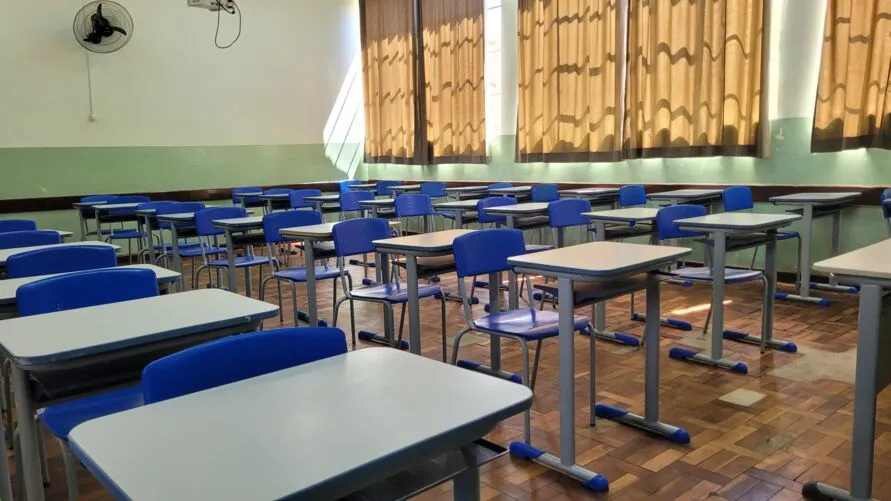 Imagem descritiva da notícia Autoridades desmentem ataques
em escolas e alertam para fake news