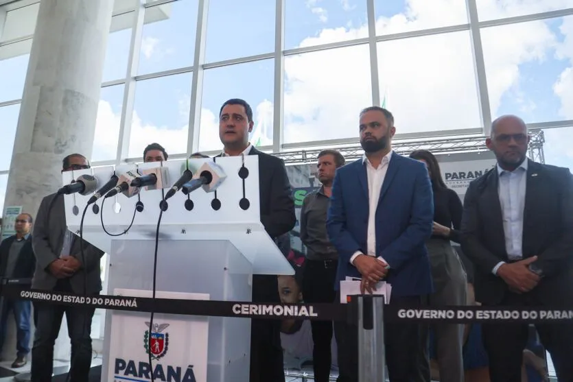 Governador Carlos Massa Ratinho Junior com foco em integração e monitoramento, anuncia medidas de prevenção contra violência nas escolas

Foto Gilson Abreu/Aen