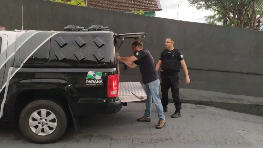 O adolescente ficará recolhido provisoriamente na Delegacia de Polícia aguardando determinação judicial