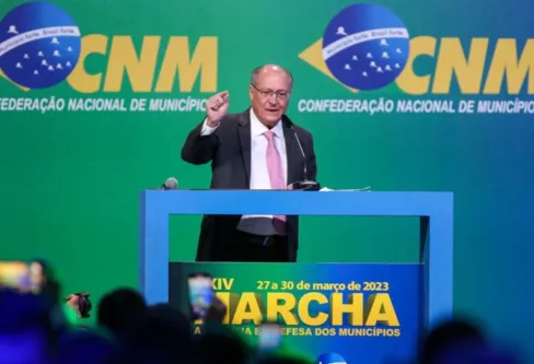 Imagem descritiva da notícia Alckmin diz que modelo tributário do País é caótico