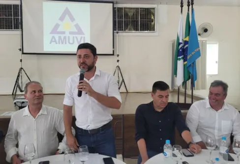 Imagem descritiva da notícia Amuvi faz reunião em Borrazópolis