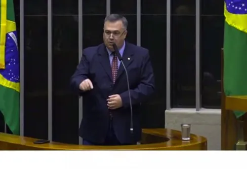 Imagem descritiva da notícia Beto Preto insiste na revisão do SUS