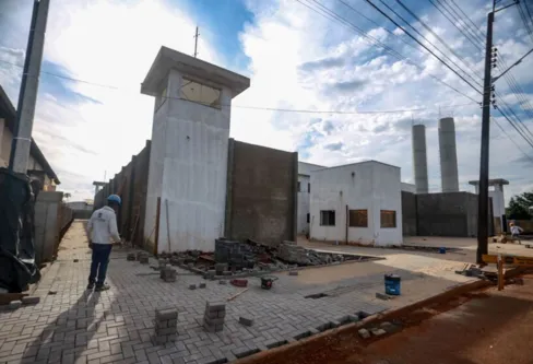 Imagem descritiva da notícia Obra de cadeia pública atinge 86% de execução