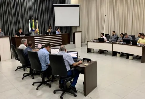 Imagem descritiva da notícia Câmara de Apucarana propõe renegociação de dívidas