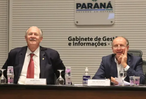 Imagem descritiva da notícia Ratinho Jr. nomeia Pessuti para secretaria do Codesul