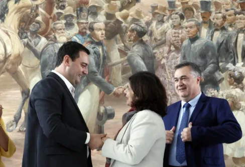 Imagem descritiva da notícia Paraná quer reforçar parcerias com a União na área de saúde