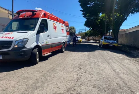 Imagem descritiva da notícia Morador surpreende ladrões em casa e é baleado