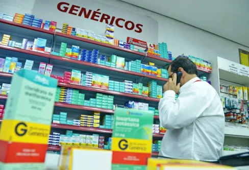 Imagem descritiva da notícia Preço dos medicamentos terá reajuste a partir de abril; índice é de 5,6%
