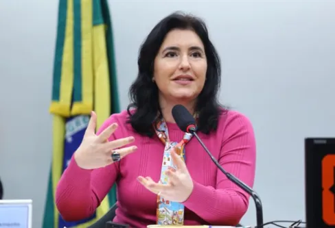 Imagem descritiva da notícia Tebet afirma que arcabouço fiscal é só “bala de bronze”