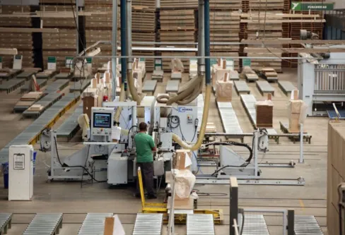 Imagem descritiva da notícia Trabalhadores do setor moveleiro pedem 10,3% de reajuste salarial