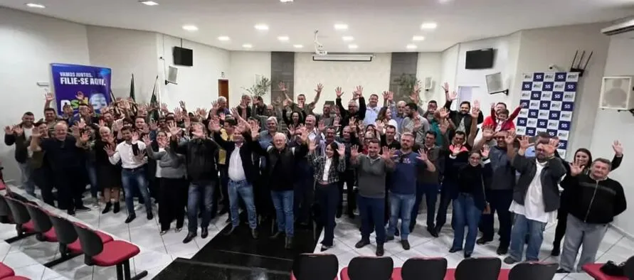 Imagem descritiva da notícia PSD de Ivaiporã faz filiação coletiva de 86 membros