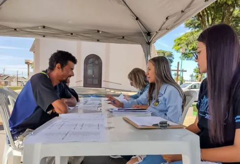 Imagem descritiva da notícia Agência do Trabalhador leva atendimento à Vila Reis