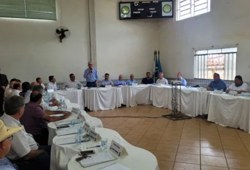 Imagem descritiva da notícia Amuvi defende duplicação da rodovia de Jandaia a Ivaiporã
