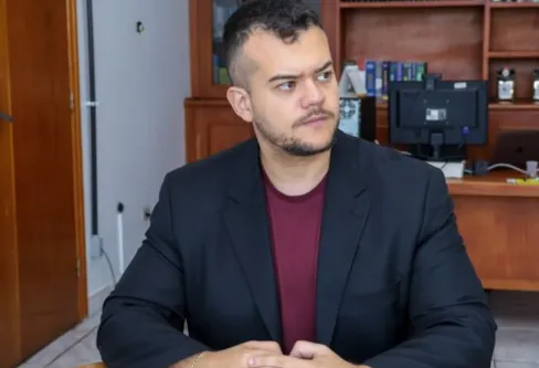 Imagem descritiva da notícia Novo secretário, Danylo Acioli defende ‘diálogo’ na Prefeitura de Apucarana