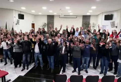 Imagem descritiva da notícia PSD de Ivaiporã faz filiação coletiva de 86 membros