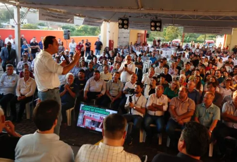 Imagem descritiva da notícia Ratinho Júnior inaugura obras e libera investimentos em Ivaiporã