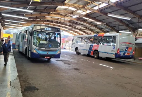 Imagem descritiva da notícia Molina cobra melhorias no Terminal Urbano