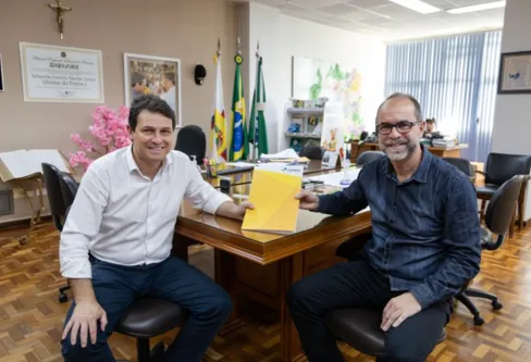 Imagem descritiva da notícia Correios vão lançar selos dos 80 anos de Apucarana