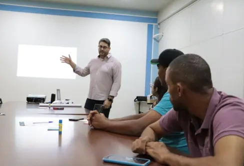 Imagem descritiva da notícia Jardim Alegre oferta curso para empresários