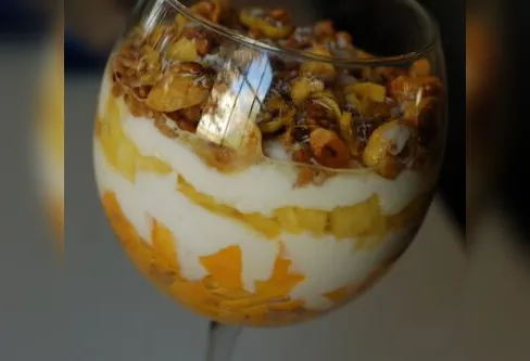 Imagem descritiva da notícia Gelado de abacaxi é alternativa para sobremesa de domingo